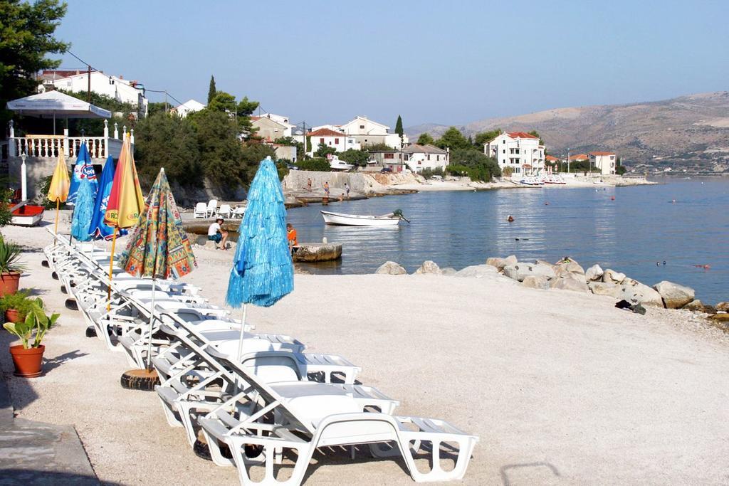 Maribela Apartments Trogir Eksteriør billede